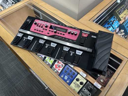 BOSS RC-300 - Loop Station | Long & McQuade